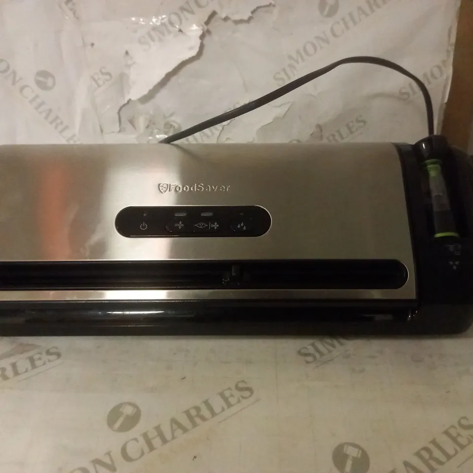 FOODSAVER FOOD SEALER VACUUM SEALER MACHINE