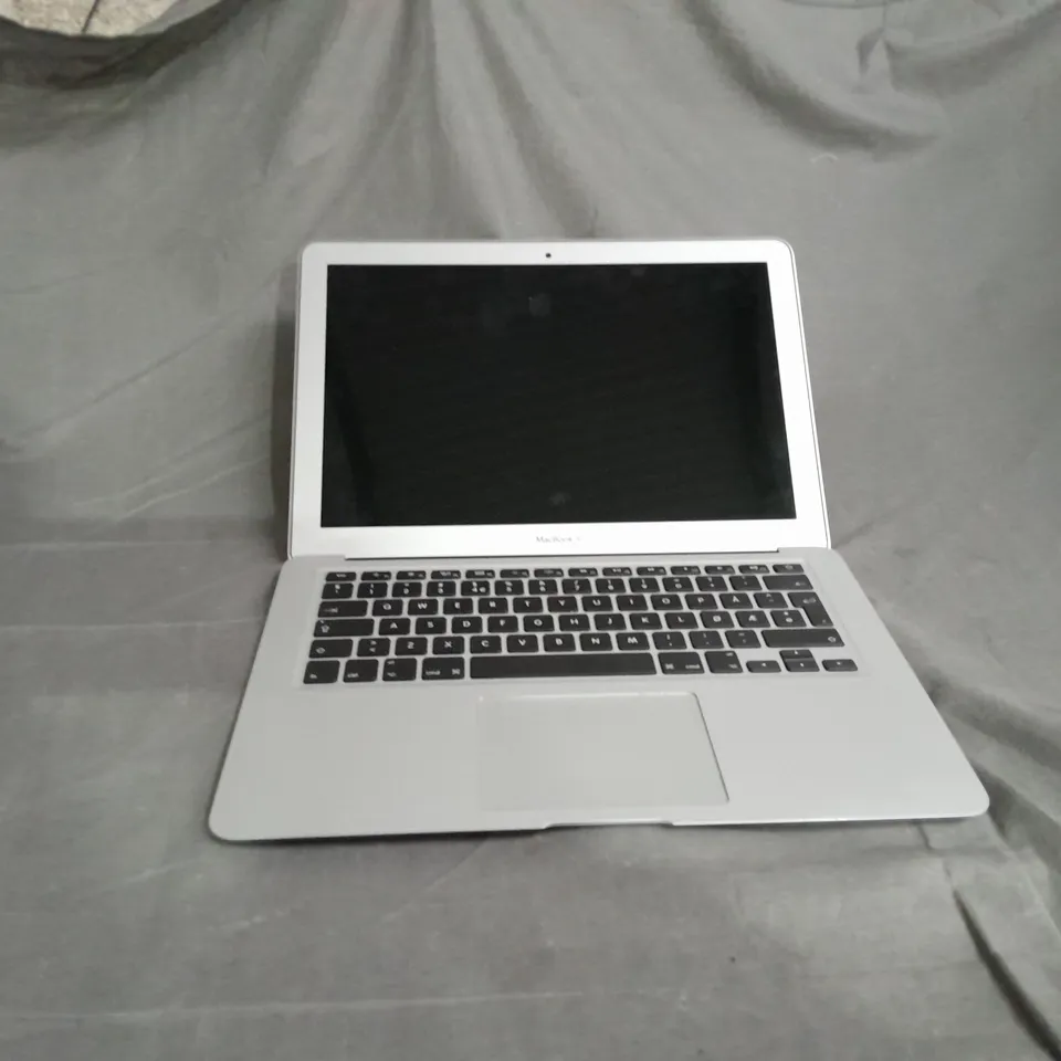 APPLE MACBOOK AIR A1466