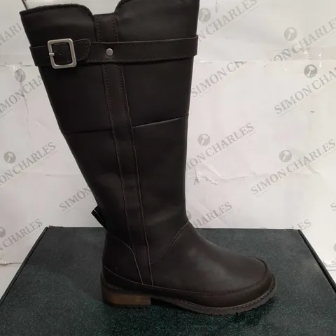 EMU AUSTRAILIA NATASHA ESPRESSO LEATHER BOOTS - SIZE 4 - UNBOXED 