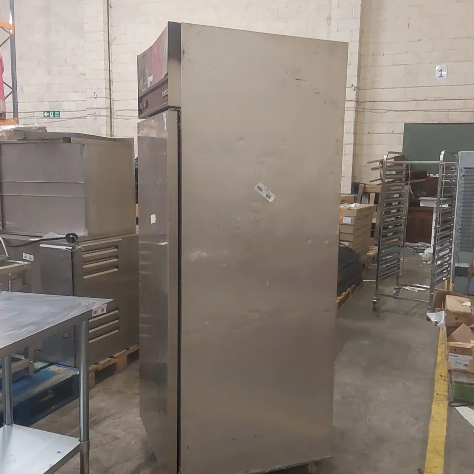 FOSTERS CSH601T COMMERCIAL UPRIGHT REFRIGERATOR 
