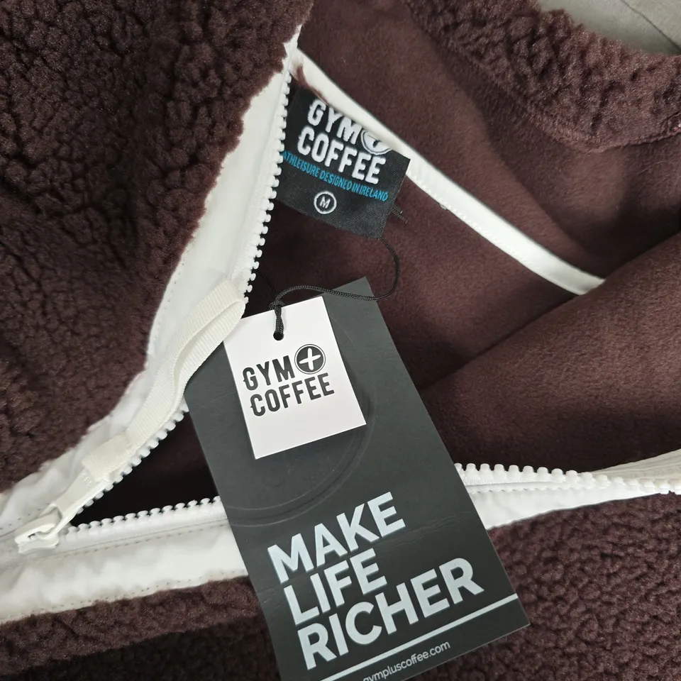 GYM COFFEE INDUSTRY FLEECE HALF ZIP JACKET – MOCHA BEAN, SIZE M