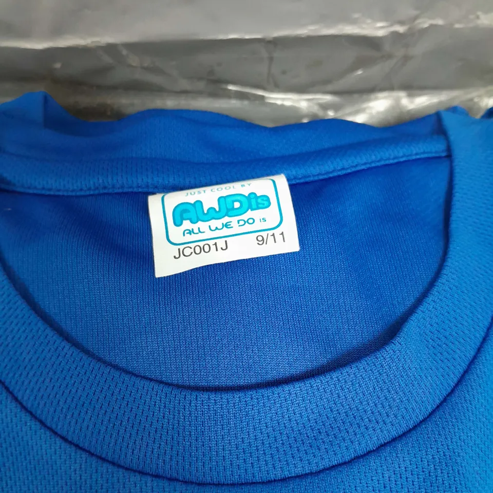 LOT OF FIVE BLUE SPORTS T-SHIRTS SIZE 9/11