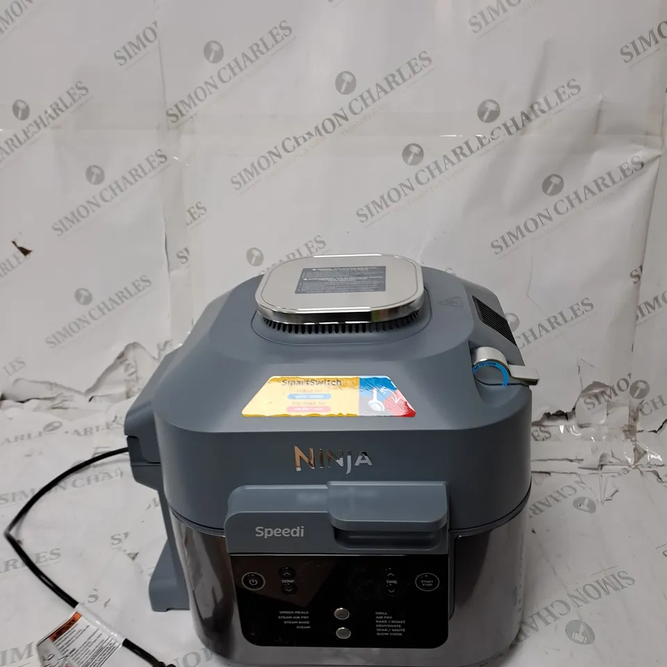 BOXED OUTLET NINJA SPEEDI 10 IN 1 5.7L RAPID-COOKER & AIR FRYER