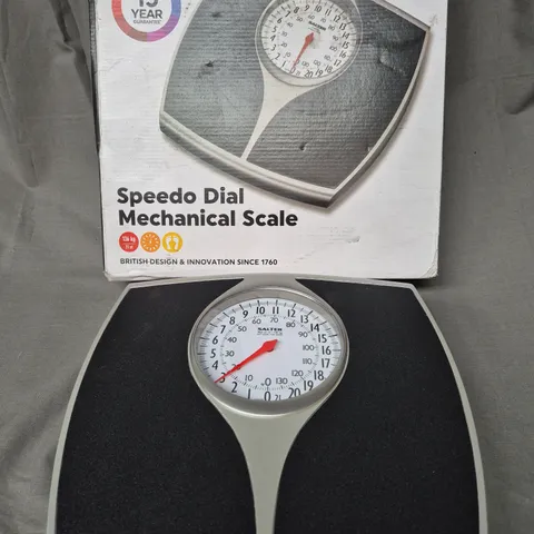 BOXED SALTER SPEEDO DIAL MECHANICAL SCALE