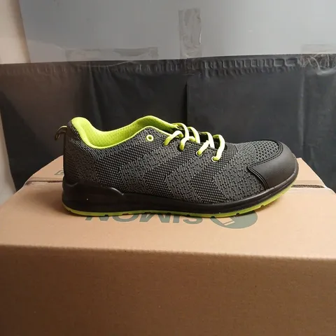HIMALAYAN MEN'S GREY KNIT ATHLETIC SNEAKERS WITH NEON LIME ACCENTS – PAIR UK 10
