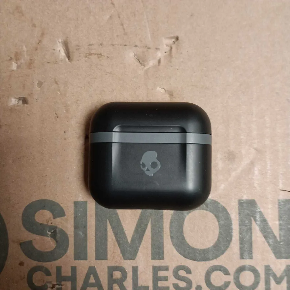 SKULLCANDY INDY EVO TRUE WIRELESS EARBUDS WITH CASE – BLACK - BOXED 