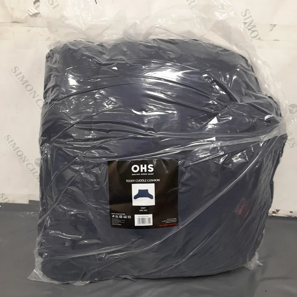 OHS TEDDY CUDDLE CUSHION IN NAVY (ONE SIZE)