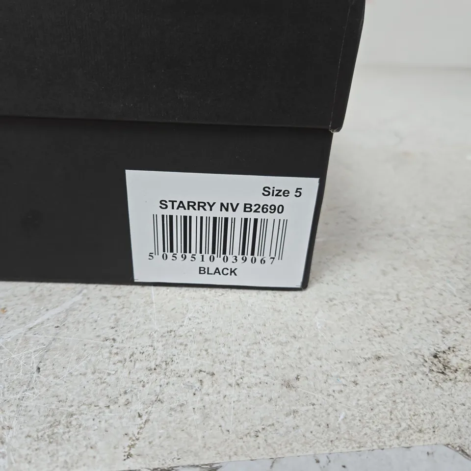 STARRY NV BLACK ANKLE BOOTS – UK SIZE 5 (BOXED)