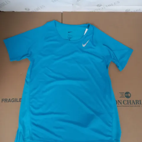 NIKE WOMENS DRI-FIT RUNNING TSHIRT IN BLUE SIZE S