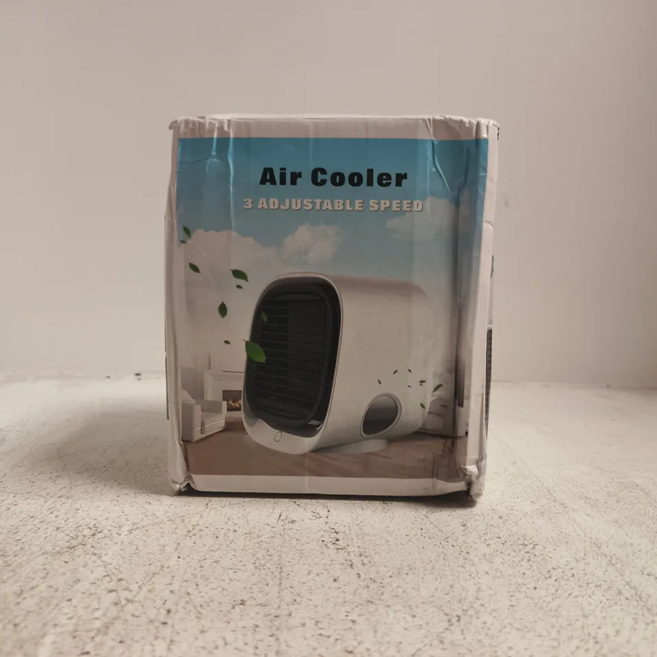 BOXED UNBRANDED 3-SPEED AIR COOLER IN WHITE