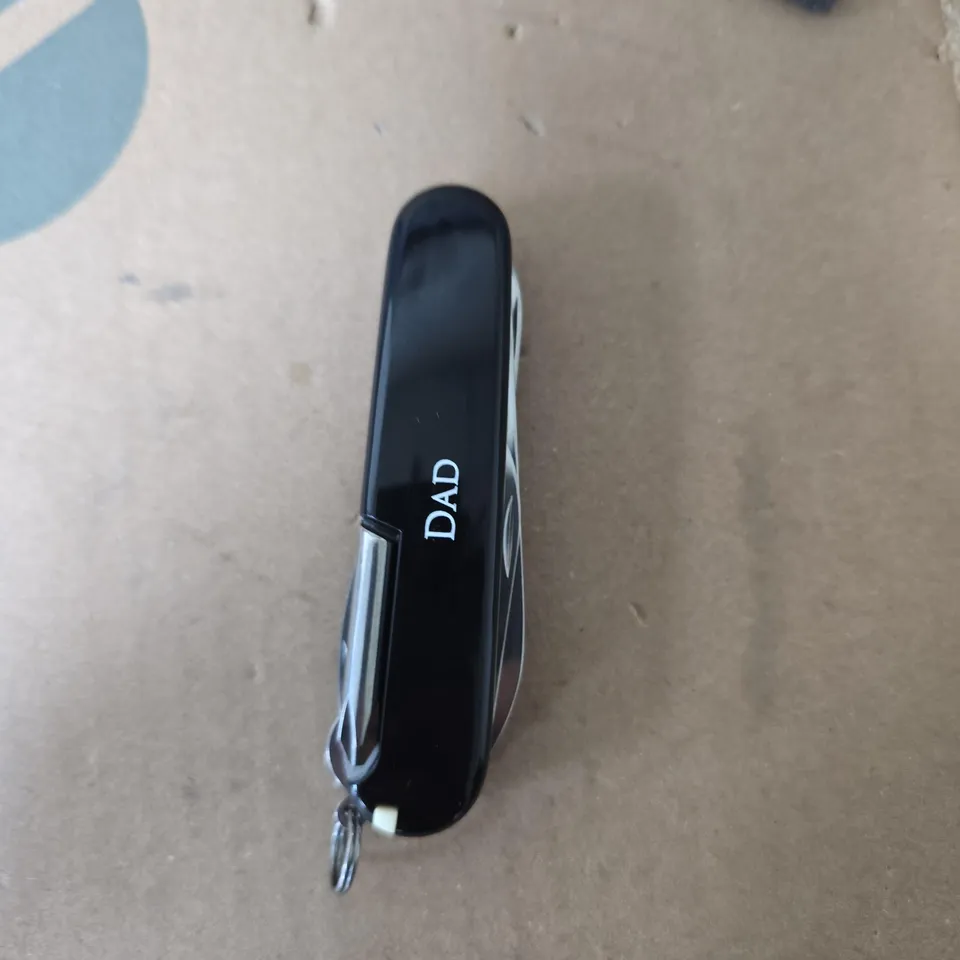 VICTORINOX POCKET KNIFE ENGRAVED 'BRIAN SMITH'  WITH BLACK PRESENTATION BOX