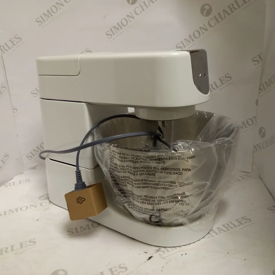 KENWOOD CHEF STAND MIXER - KVC3100W RRP £389
