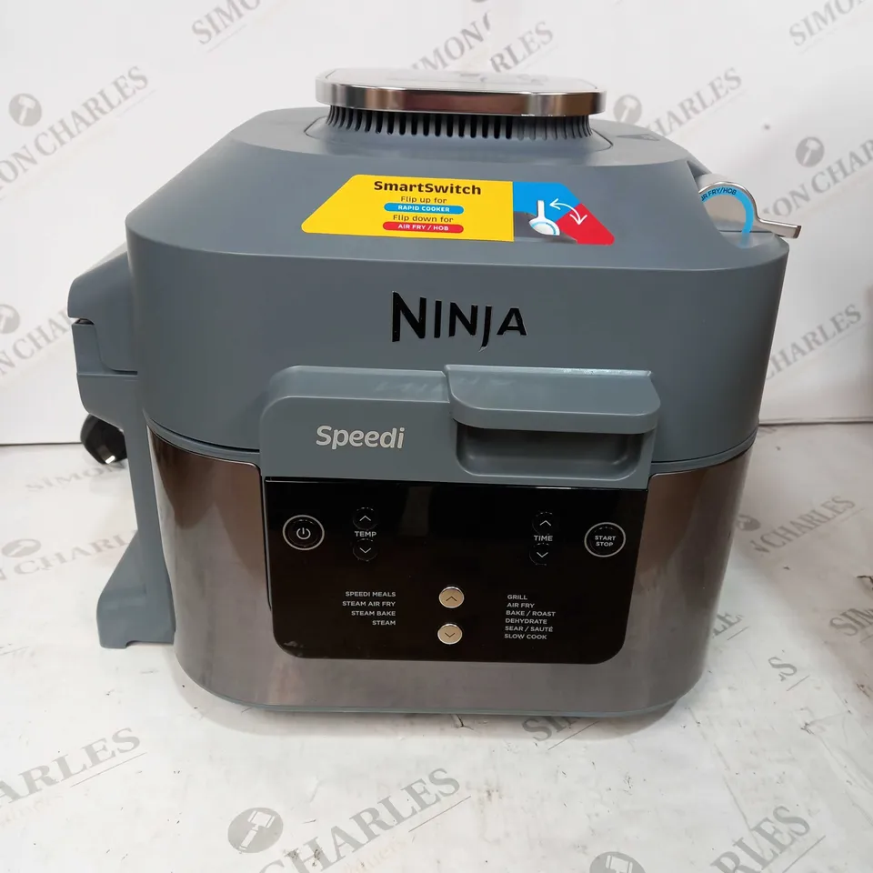 BOXED NINJA SPEEDI 10-IN-1 5.7L RAPID-COOKER & AIR FRYER ON400UK