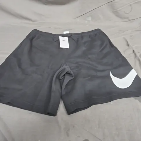 NIKE LOGO FLEECED SHORTS - SIZE XL