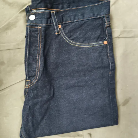 LEVIS 501 JEANS IN DARK BLUE SIZE 36/30