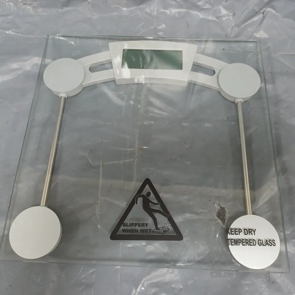 BOXED HOME GLASS ELECTRONIC SCALES - CLEAR