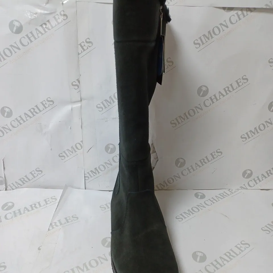 EMU AUSTRALIA "MOONTA" WATERPROOF KNEE LEATHER BOOTS - UK SIZE 7 - BLACK 