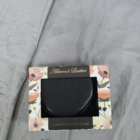 ASHWOOD LEATHER HEART-SHAPED PURSE – GENUINE LEATHER, BLACK