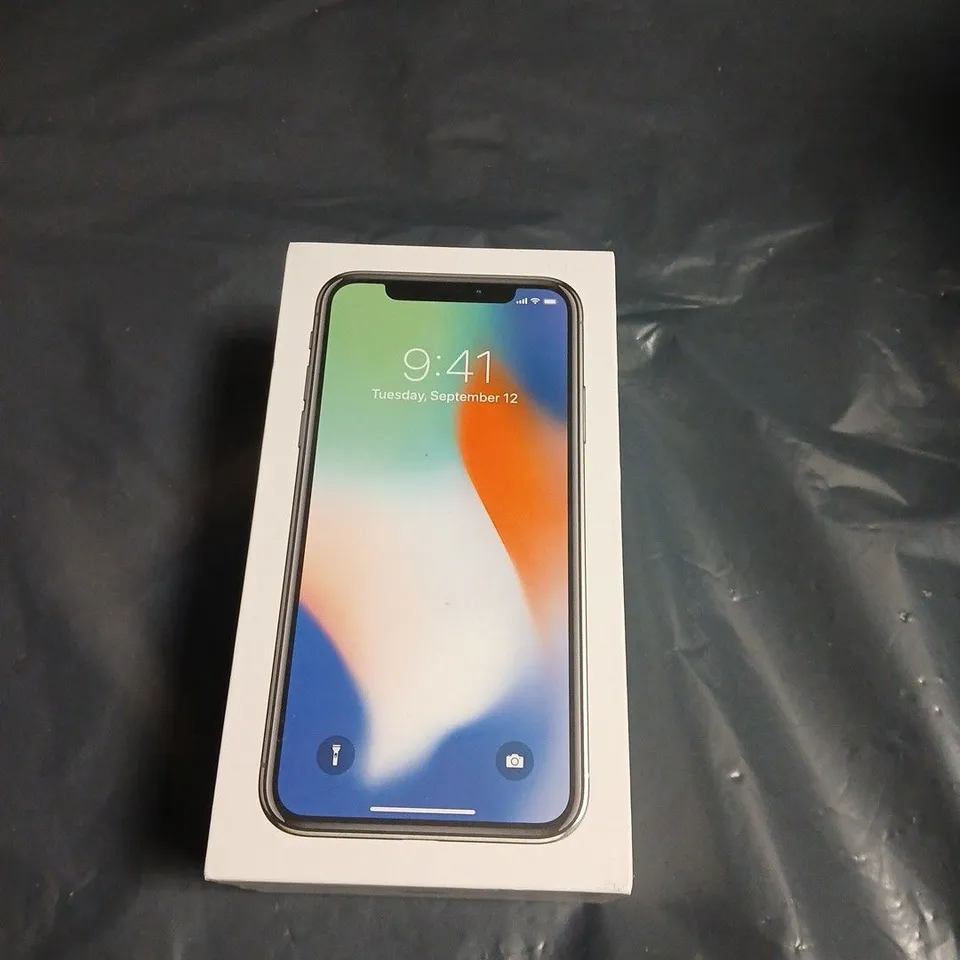 APPLE IPHONE X – BLACK – BOXED 