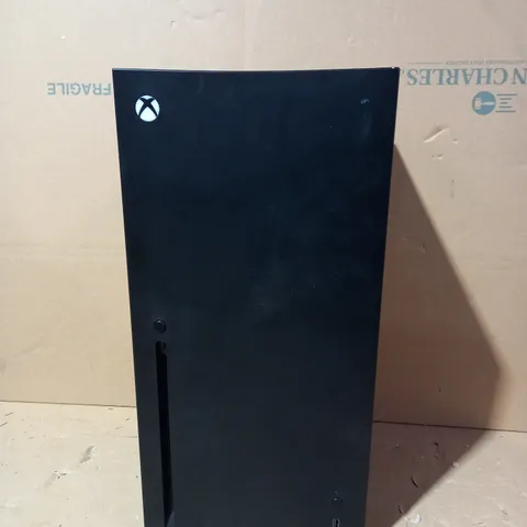 UKONIC XBOX SERIES X REPLICA MINI FRIDGE