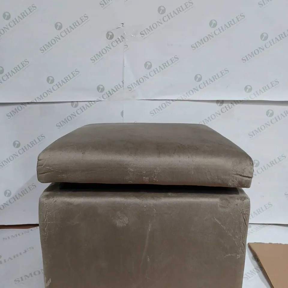 ALISON CORK SQUARE VELVET FOOT STOOL