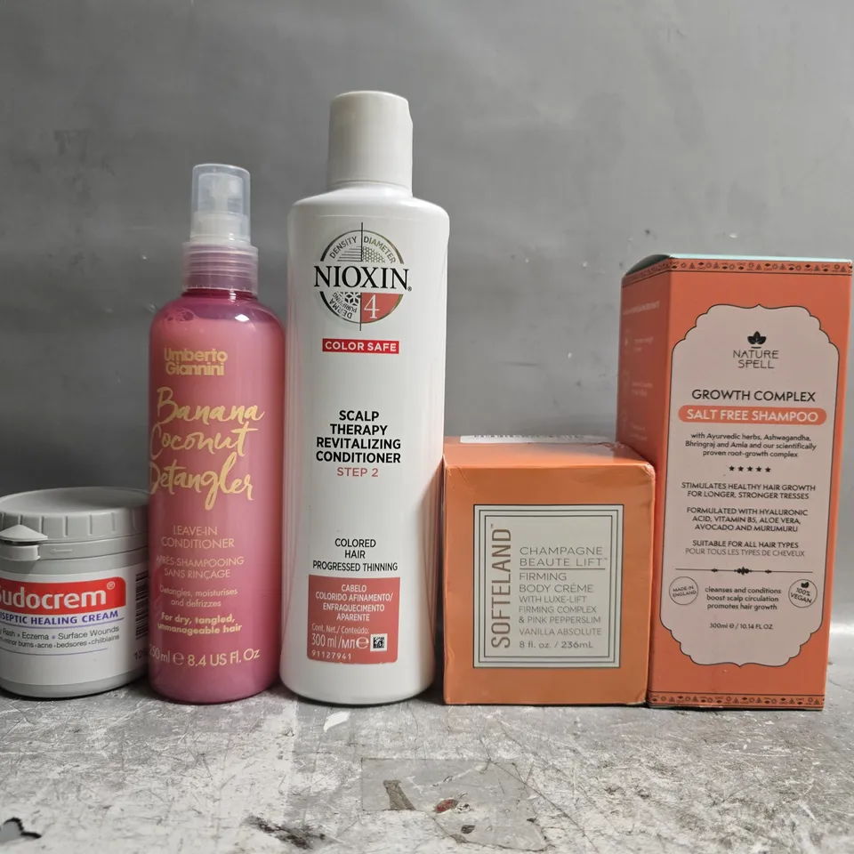APPROXIMATELY 20 ASSORTED HEAL & BEAUTY/COSMETIC ITEMS TO INCLUDE SALT FREE SHAMPOO, SUDOCREM, FIRMING BODY CRÉME, ETC