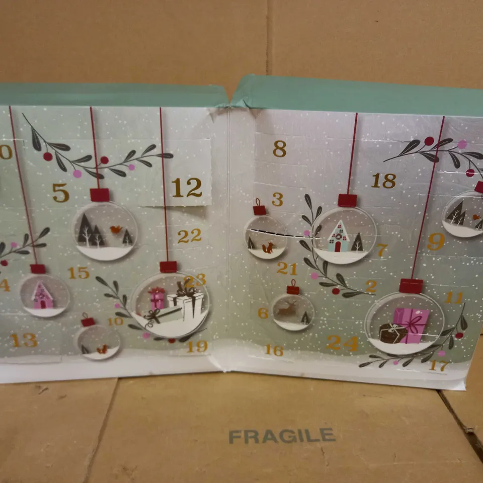 YANKEE CANDLE BOOK ADVENT CALENDAR RRP £39.99