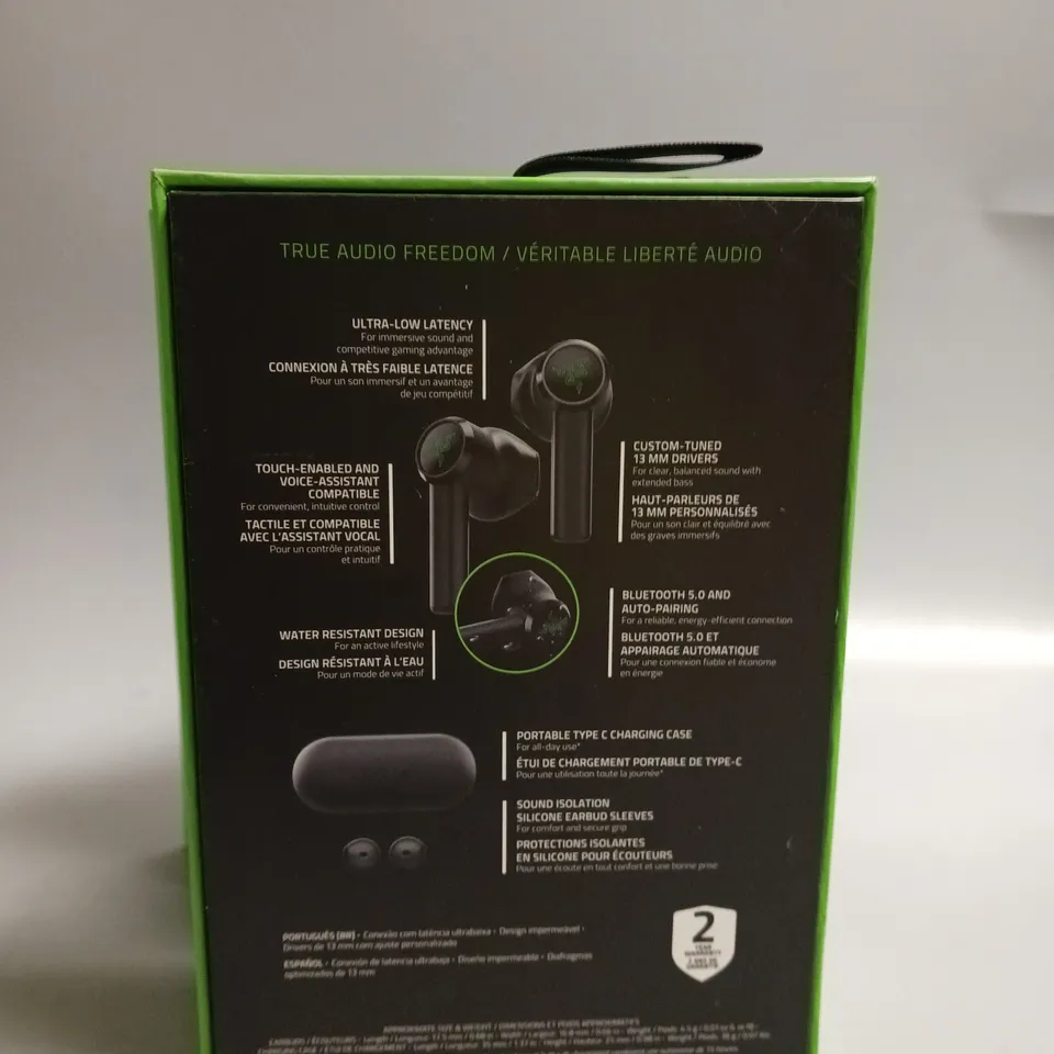 LOT OF 3 BOXED RAZER HAMMERHEAD WIRELESS HEADPHONES IN BLACK AND GREEN
