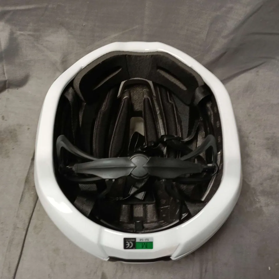 KASK CYCLING HELMET – WHITE/BLACK, SIZE M (52-58 CM)