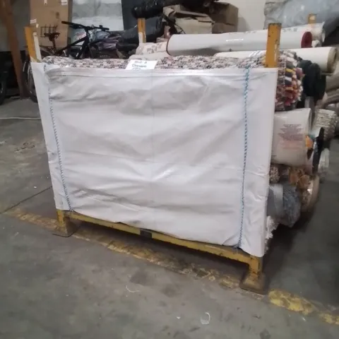 STILLAGE OF APPROXIMATELY 30 QUALITY DESIGNER RUGS