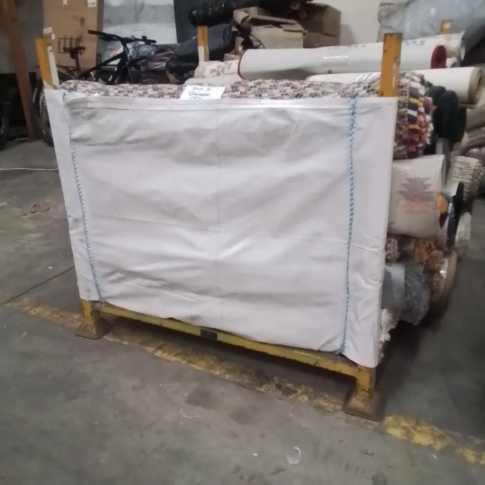STILLAGE OF APPROXIMATELY 30 QUALITY DESIGNER RUGS