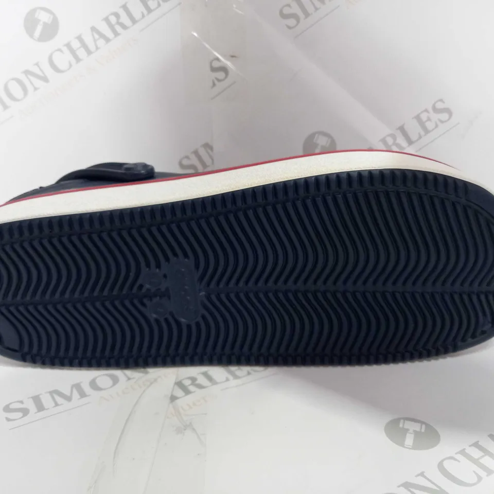 CROCBAND CLEAN CLOC IN NAVY - EUR 49-50