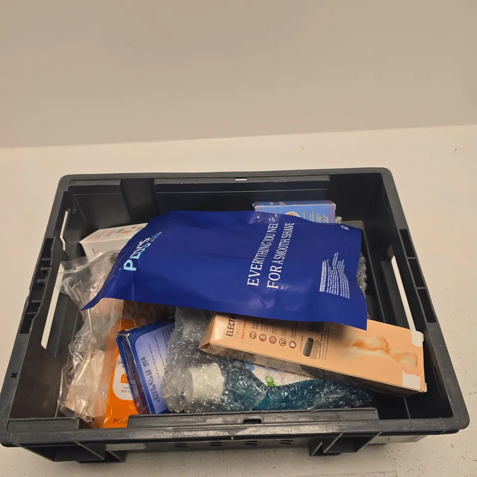 TOTE OF APPROXIMATELY 10 ASSORTED BEAUTY PRODUCTS INCLUDING HARRY'S PLUS ADVANCED PIVOTING SYSTEM, SUPER VIGA SPRAY AND DR.ALTHEA VITAMIN C BOOSTING SERUM