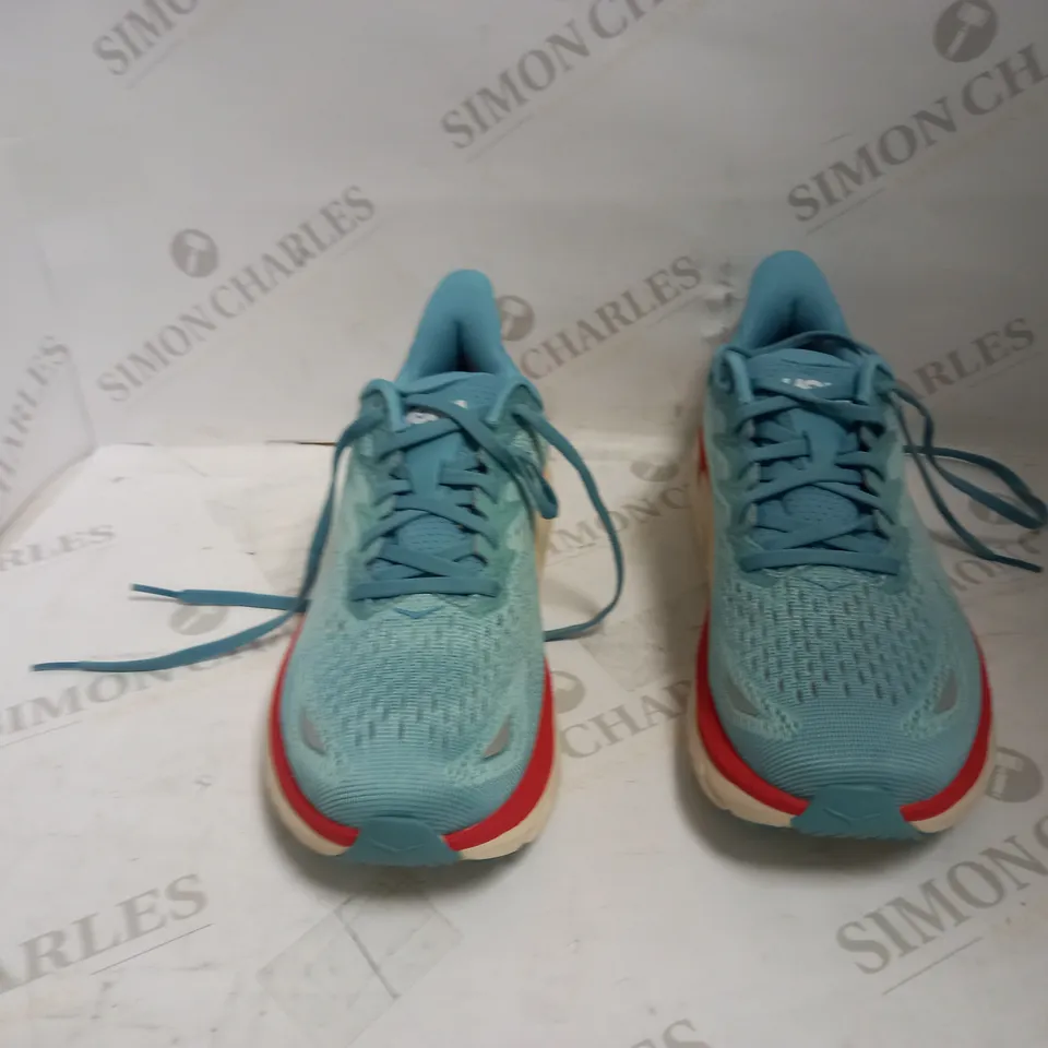 HOKA W CLIFTON 8 WIDE WOMENS RUNNING SHOES SIZE 6.5