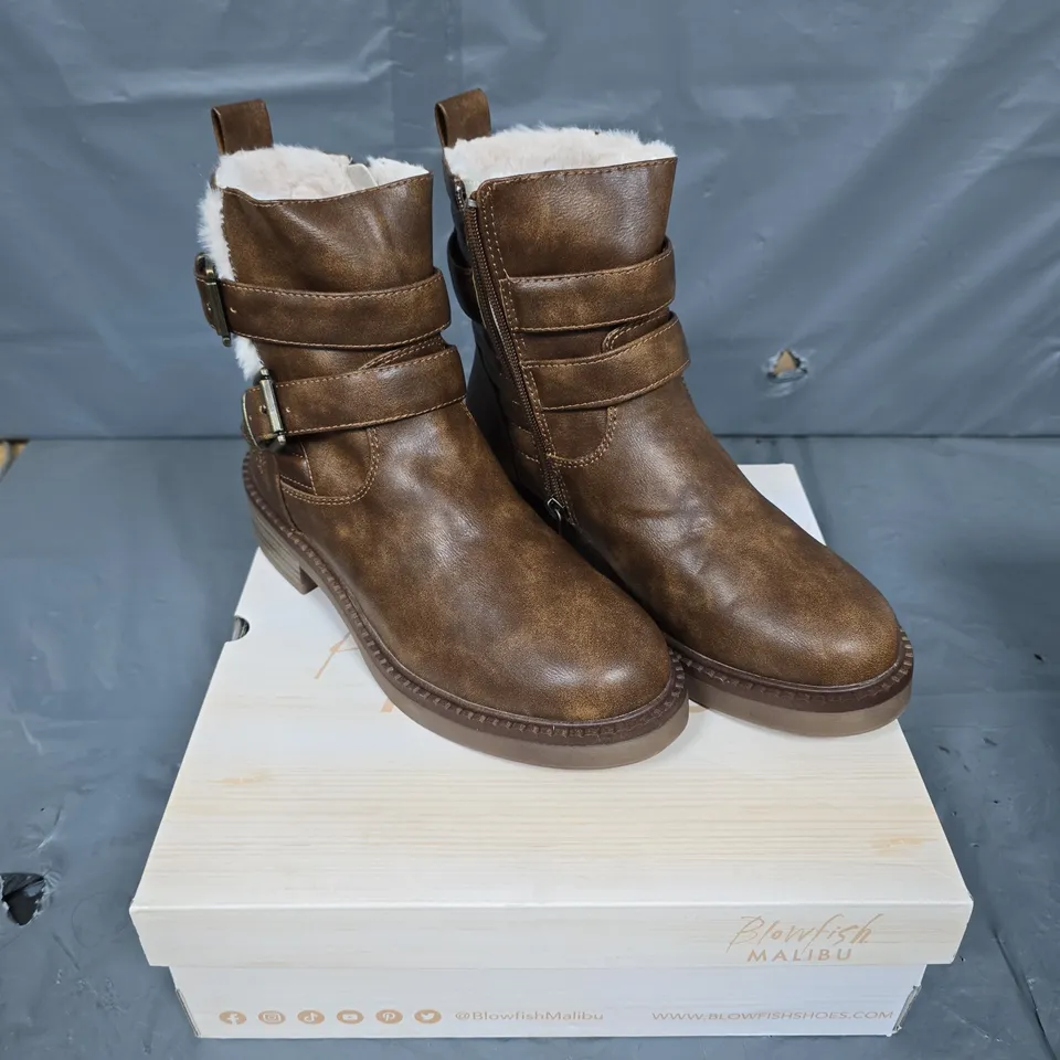 BOXED PAIR OF BLOWFISH MALIBU BOOTS IN BROWN - 6