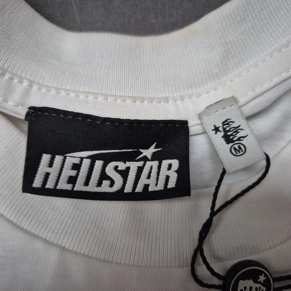 HEILSTAR WHITE GRAPHIC T-SHIRT – SIZE MEDIUM