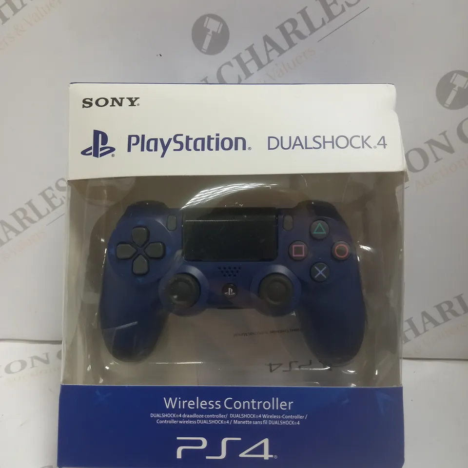 SONY PS4 DUALSHOCK 4 WIRELESS CONTROLLER IN BLUE