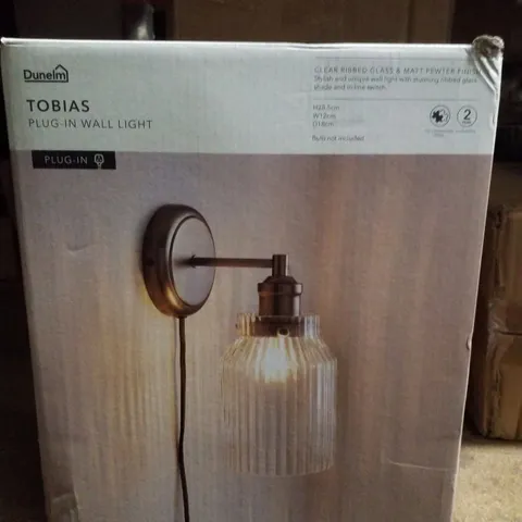 BOXED DUNELM TOBIAS PLUG-IN WALL LIGHT