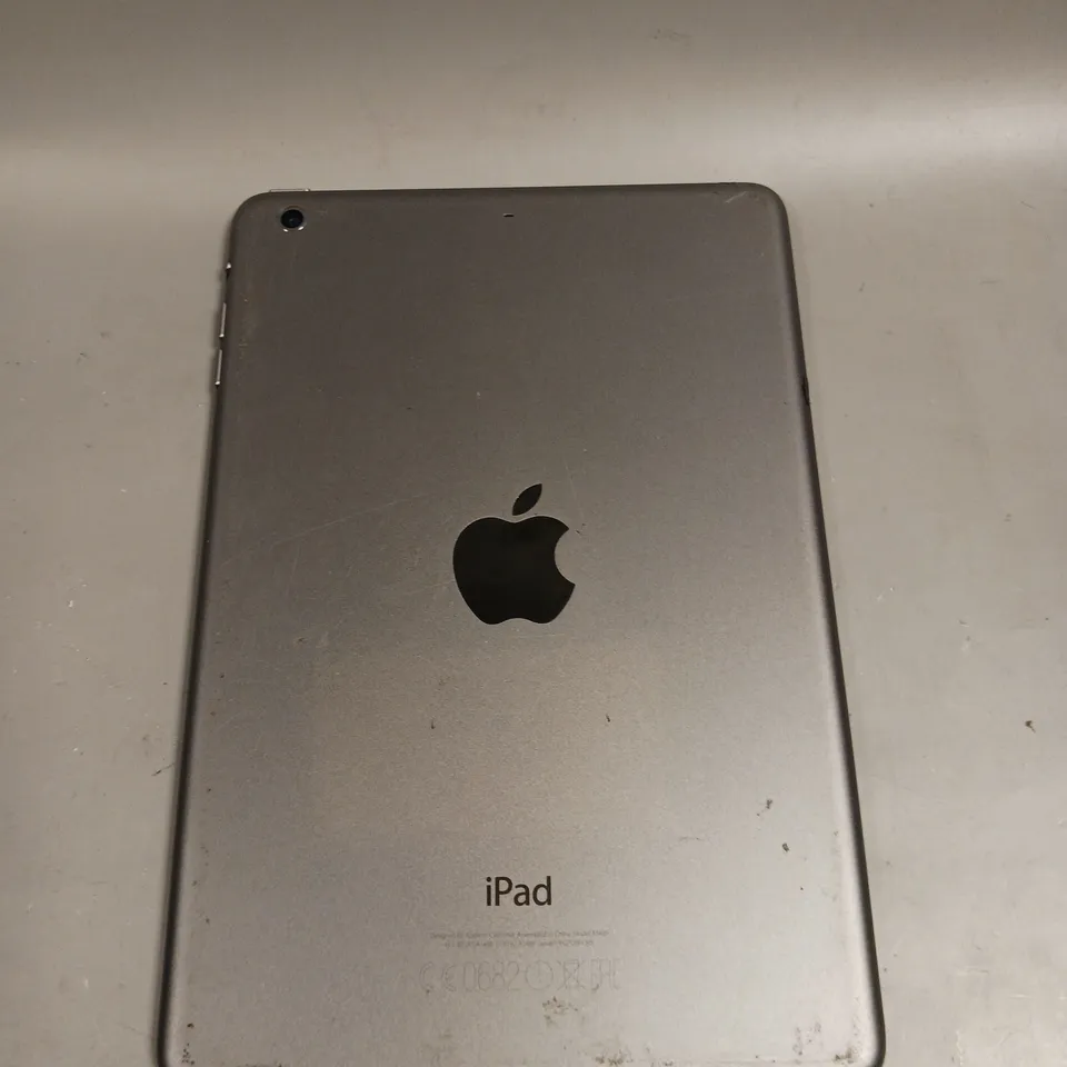 APPLE IPAD MINI 2 TABLET 