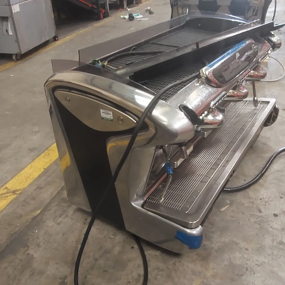 FAEMA EMBLEMA COMMERCIAL 3 GROUP COFFEE MACHINE