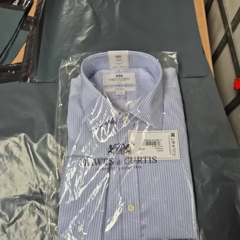 HAWES & CURTIS SLIM NON-IRON SHIRT β BLUE PINSTRIPE, UK 16.5IN NECK, 36IN SLEEVE, DOUBLE CUFF