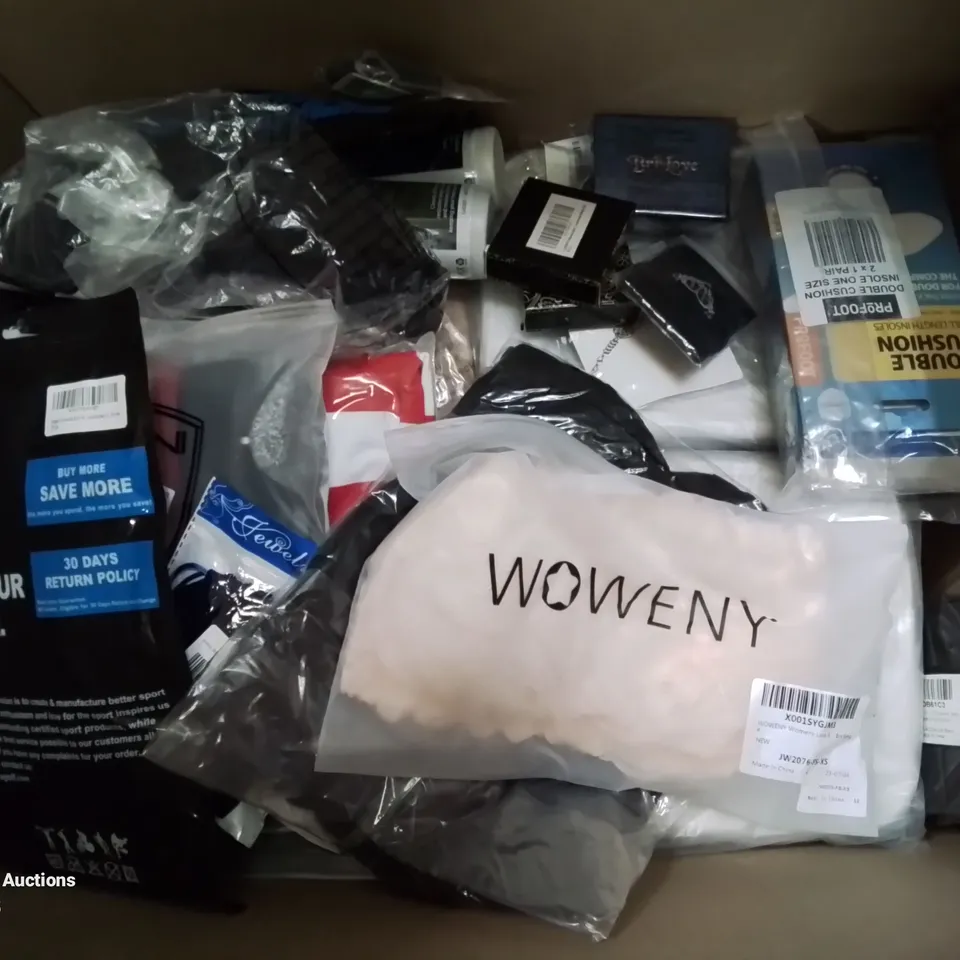 BOX CONTAINING MIXED FASHION ITEMS,  CLOTHING, SILVER PLATE AND COSTUME JEWELLERY ETC.