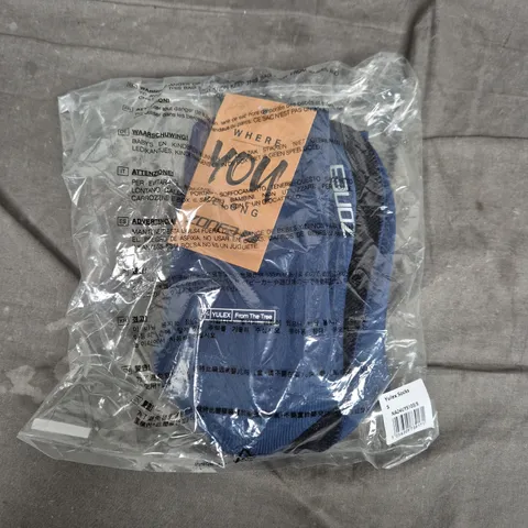 BAGGED ZONE 3 YULEX SOCKS β SIZE S
