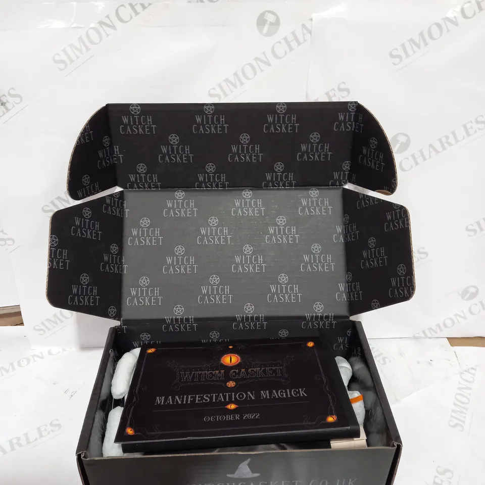 WITCH CASKET GIFT BOX