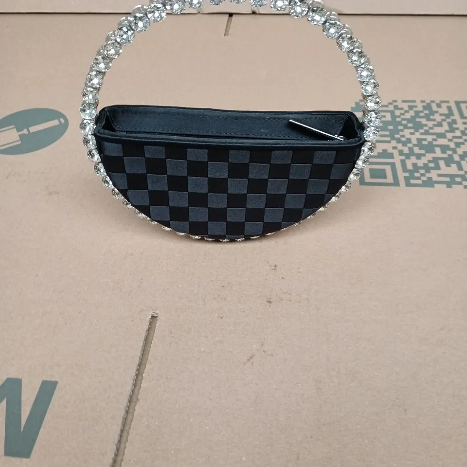 LALINGI BLACK WOVEN EVENING CLUTCH WITH DIAMOND CIRCULAR HANDLE