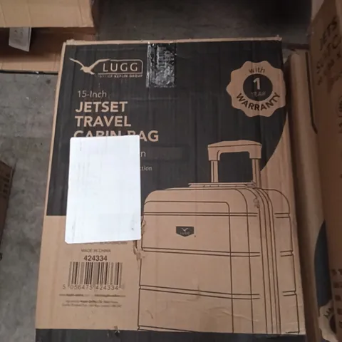  BOXED LUGG TRAVEL SUITCASE