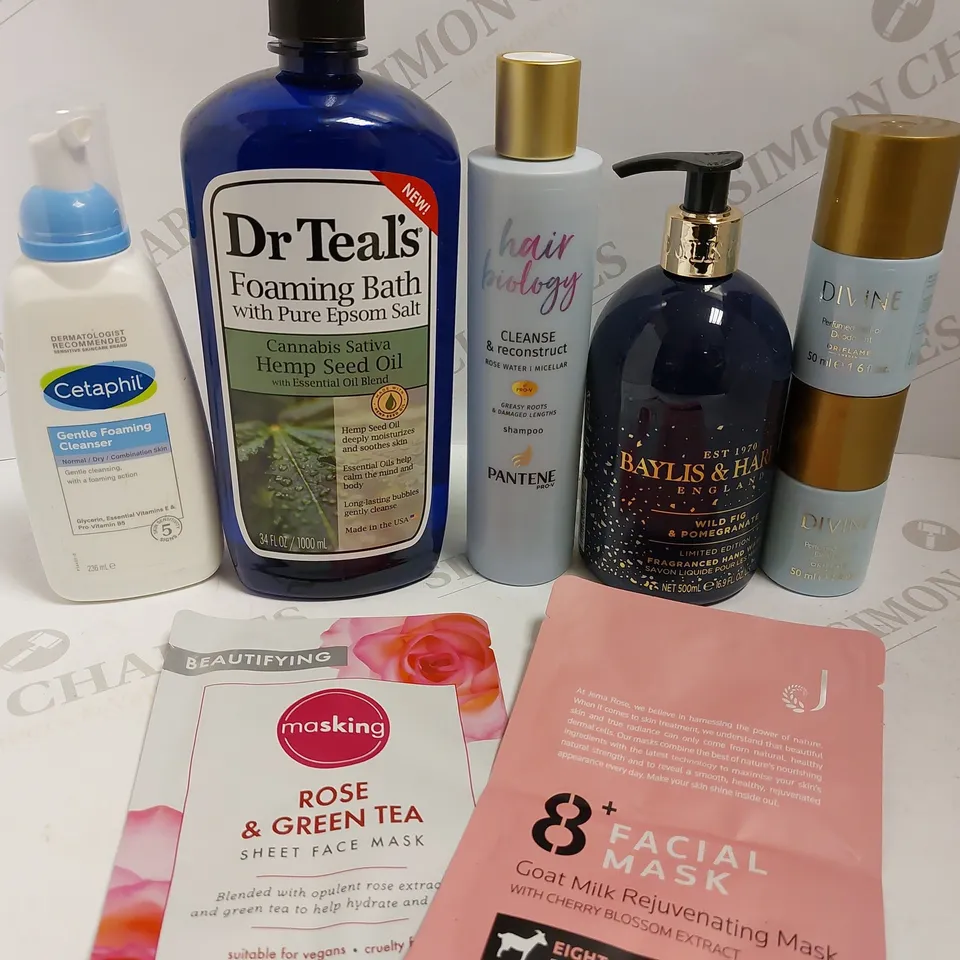 BOX OF APPROX 10 COSMETIC ITEMS TO INCLUDE CETAPHIL CLEANSER, DR TEALS FOAMING BATH, PANTENE SHAMPOO