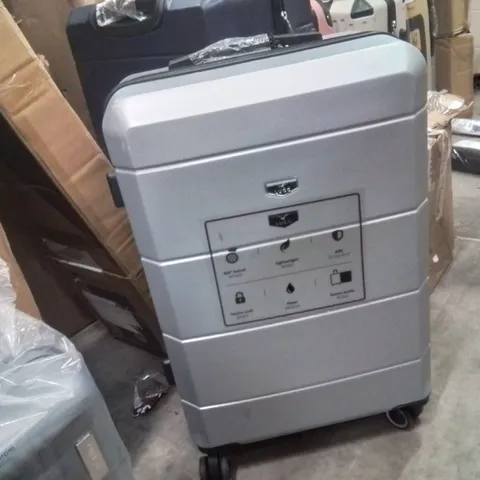 MEDIUM SUITCASE SILVER