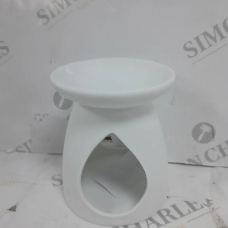 TEALIGHT CANDLE HOLDER