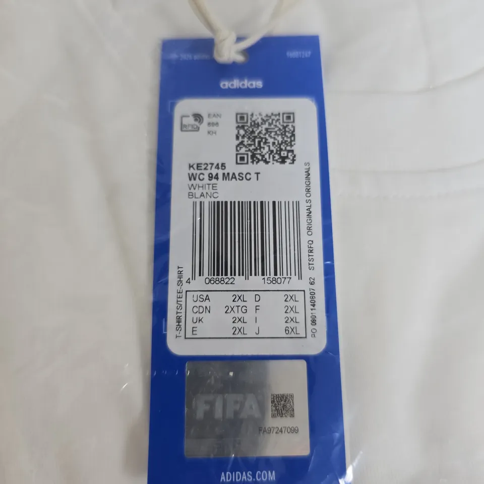 BAGGED ADIDAS FIFA MASCOT T-SHIRT - UK 2XL